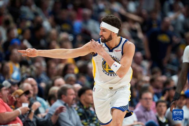 伊涅斯塔：佩德里跌出首发让我意外 梅西早已超越任何争论的范畴